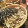 なぜ蕎麦にラー油を入れるのか。 西武新宿店