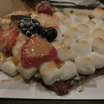 MAX BRENNER CHOCOLATE BAR - フルーツ付き　チョコレートチャンクピザ