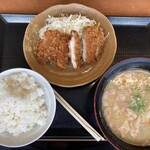 かつや - 料理写真:とん汁定食ロースカツ830円