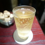 ロックフィッシュ - 2015.05_05空きっ腹にハイボールがたまらんね。