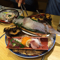 きじま 新横浜店 - コースの刺身。イカはイケスから。