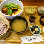 イシノナカ - お野菜たっぷりお昼ごはん