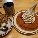 コメダ珈琲店 - 料理写真:いただきまーす