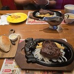 ブロンコビリー - 料理写真: