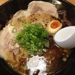 麺屋 ななつ星 - 黒とんラーメンです