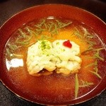 鱧とじゅん菜のお椀