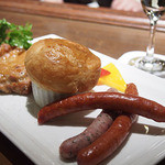 テディ・ルーズヴェルト・ラウンジ - ハウススペシャルティ