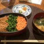 Nishikura - そぼろ弁当