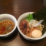 ミワロックン - 特製にぼしつけ麺1,050円