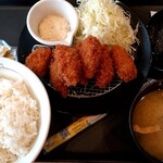 松のや - 料理写真:たっぷりカキフライ(7個)定食