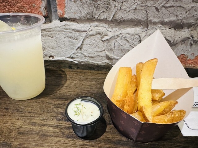 Frites Bruges （フリッツ・ブルージュ） - 浅草（つくばEXP