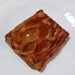 マックスバリュ - 料理写真:ごろっとリンゴのパイ