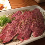 炭火焼肉ホルモン 徳臓 - 2015.5. ツラミ塩ダレ