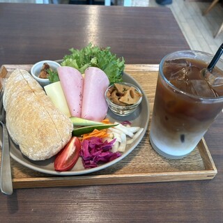 オーバッシュカフェ_0