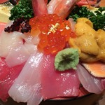 山さん寿司 - 海鮮丼（2,500円）