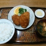 Heiwa Shokudou - 本日の日替りランチ（500円）ヒレカツ&魚フライ