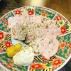食堂 高架橋