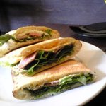 ダ ユウキ - パニーニ