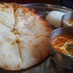 ナンマスター - チーズナンのランチ