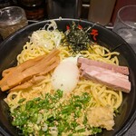 油そば 東京油組総本店 - 料理写真: