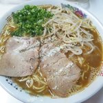 ラーメン専門店 藤原来々軒 - カレーラーメン大盛り：750（並：650円）