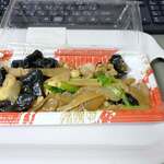 わくわく広場 - 料理写真:蓋を取ります
