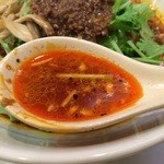 Dandan tei - 麻辣麺　スープ（辣油？）アップ