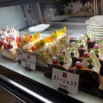 ル カフェ アンドール - ケーキショーケース
