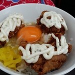 宝そば - （2015年5月再訪）本日は単品で「唐揚げ丼（250円）」に生玉子（60円）を付けた!