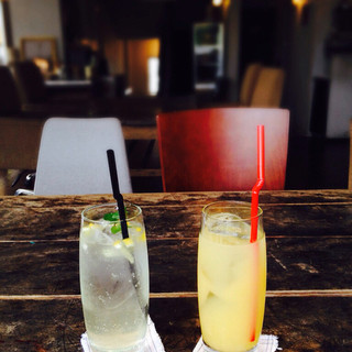 ランカトルグカフェ ニッコー ヴォルテックスアンドクイーニー_1