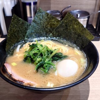 横濱家系ラーメン 海老名家_1