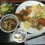 いなか亭 - 友人の盛り付け例(2015.5.27)