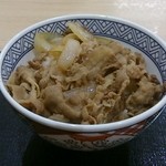 吉野家 - やっぱり牛丼がいいね。