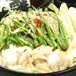 Sumibikushi Yakibikko - 鶏ガラスープを醤油ベースで味付けした国産和牛を使用した本格もつ鍋です！