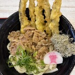 資さんうどん - 料理写真: