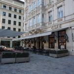 Café Mozart - 早朝。開店前。