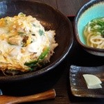 相川力餅食堂 - 親子丼（特）とミニうどん