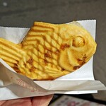 鳴門鯛焼本舗 - 料理写真:季節限定さくら餡:380円
