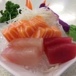 漁之屋-澎湖海產 - 生魚片(お刺身)。