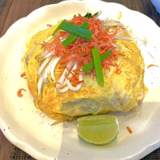 タイ食堂 アロイアロイ_1