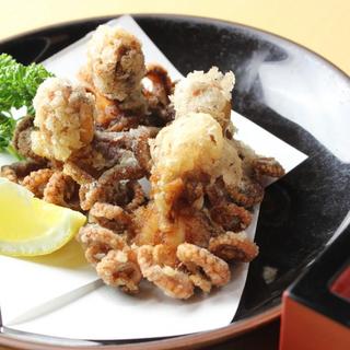 提供超過40種的炸物、飯類及甜點等單品料理
