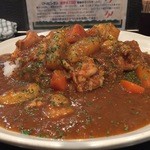 カルダモン． - チキンと野菜の煮込みカレー