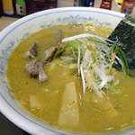 ラーメン王華 - 苫小牧カレーらーめん950円