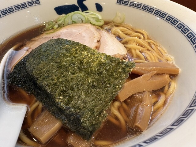 たけちゃんにぼしらーめん - 調布/ラーメン | 食べログ