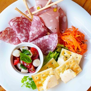 生パスタ&ワインバル ビアージョ_2