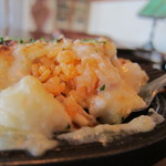 レストラン　西洋亭 - 熱々のベシャメル＆チーズはヤケド注意！