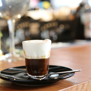 DAYBREAK Liquor&Coffee_2