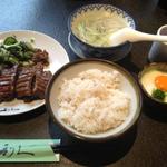 牛たん炭焼 利久 西口本店