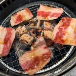 牛角 - 『ジューシーカルビ』に『とりもも』♫