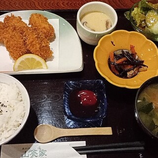 山葵家 - 料理写真:牡蠣フライ定食